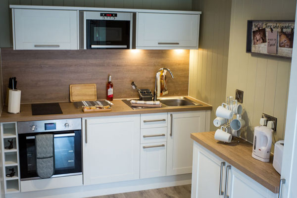 The kitchen in No 2 Fairswood